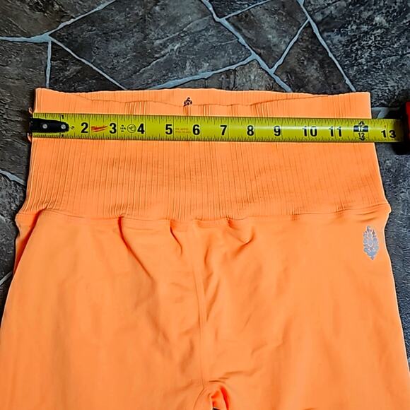 NWOT High-Rise 7/8 Length Good Karma Leggings Sz M/L - Picture 10 of 12